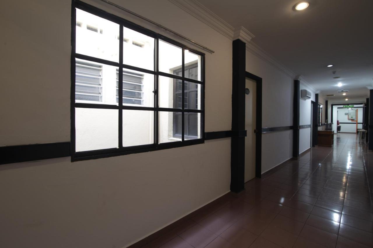 G City Hotel Teluk Intan Exterior foto