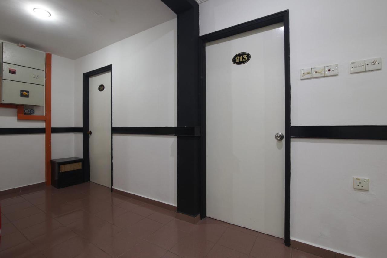G City Hotel Teluk Intan Exterior foto