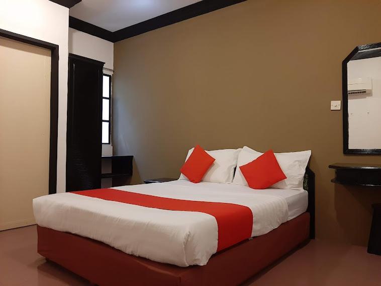 G City Hotel Teluk Intan Exterior foto