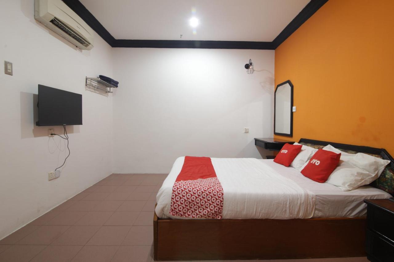 G City Hotel Teluk Intan Exterior foto