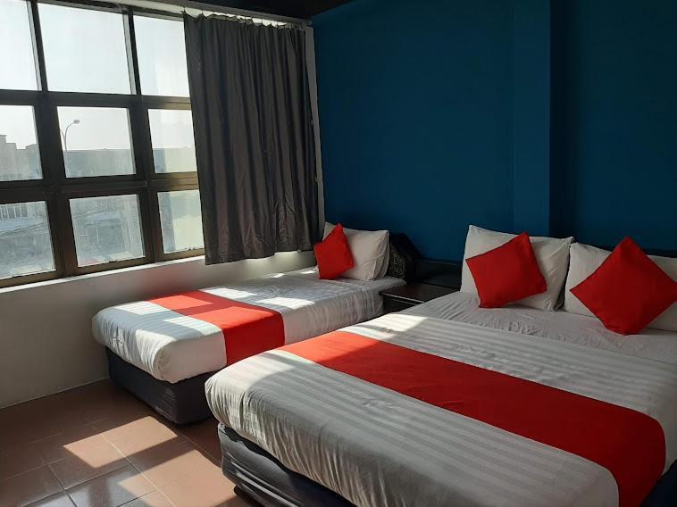 G City Hotel Teluk Intan Exterior foto