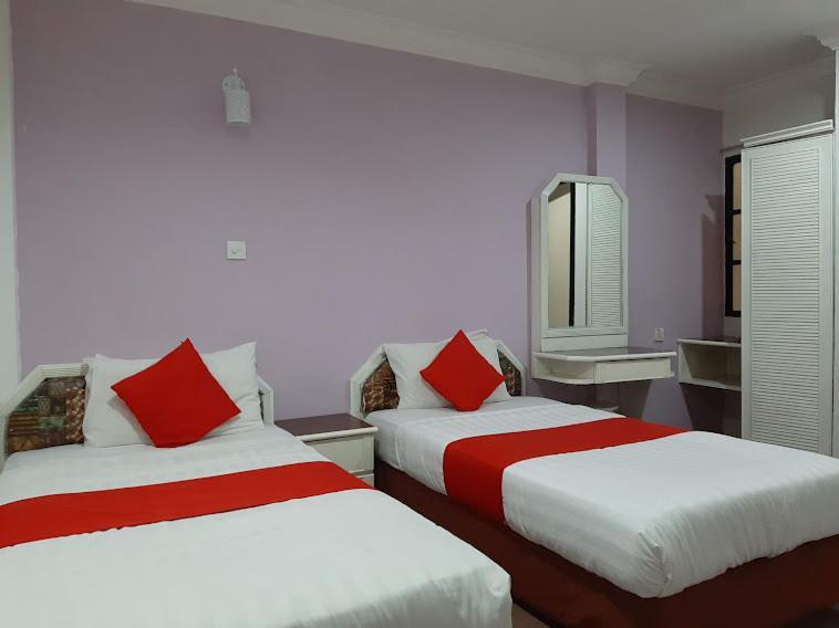 G City Hotel Teluk Intan Exterior foto