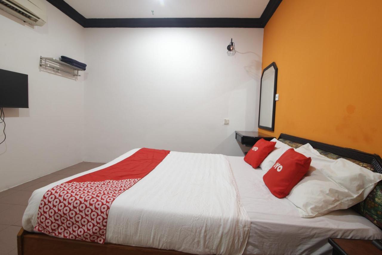 G City Hotel Teluk Intan Exterior foto